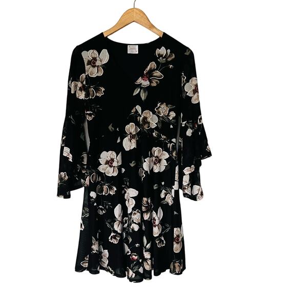 Siren Lily Floral Bell Sleeve Fit And Flare Dress Size S Small Black Cream - Picture 5 of 8